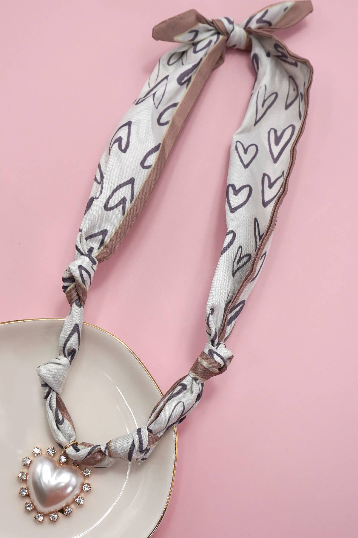 HANDMADE SCARF CHARM NECKLACE | 80N91790